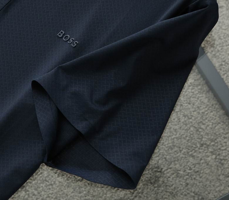 Les polos Hugo Boss pour homme reflètent l’élégance raffinée et le savoir-faire emblématique de la maison italienne. Au meilleur prix