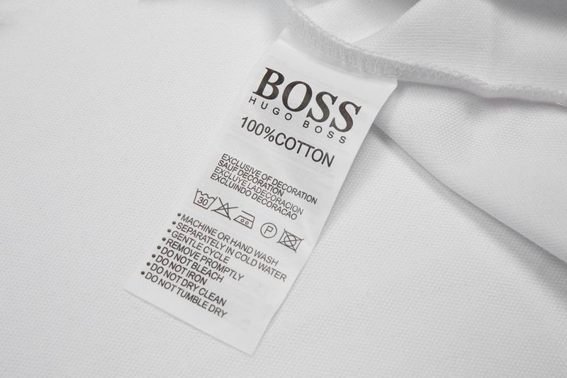 Les polos Hugo Boss pour homme reflètent l’élégance raffinée et le savoir-faire emblématique de la maison italienne. Au meilleur prix