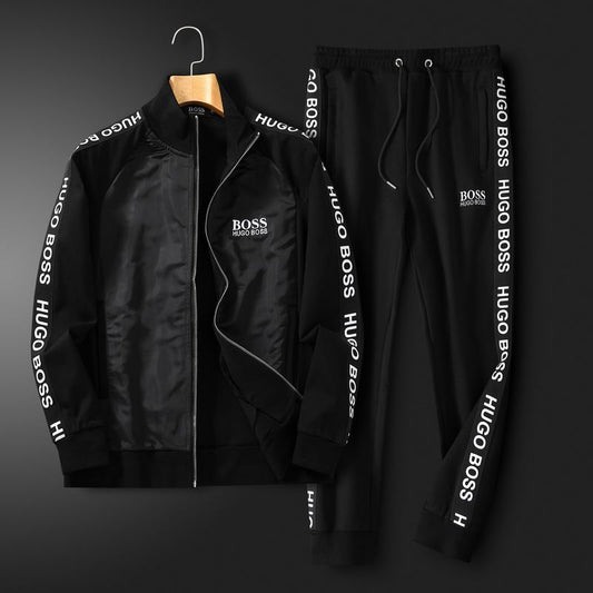 Les ensembles survêtement Hugo Boss allient performance et style. Leur design sophistiqué et leur qualité supérieure.pas cher.le moins cher.