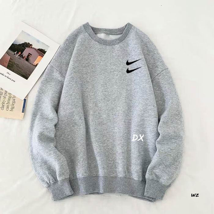 Les sweats Nike allient performance et style. Leur design moderne et leur technologie de pointe les rendent indispensables. Pas cher. Le moins cher.