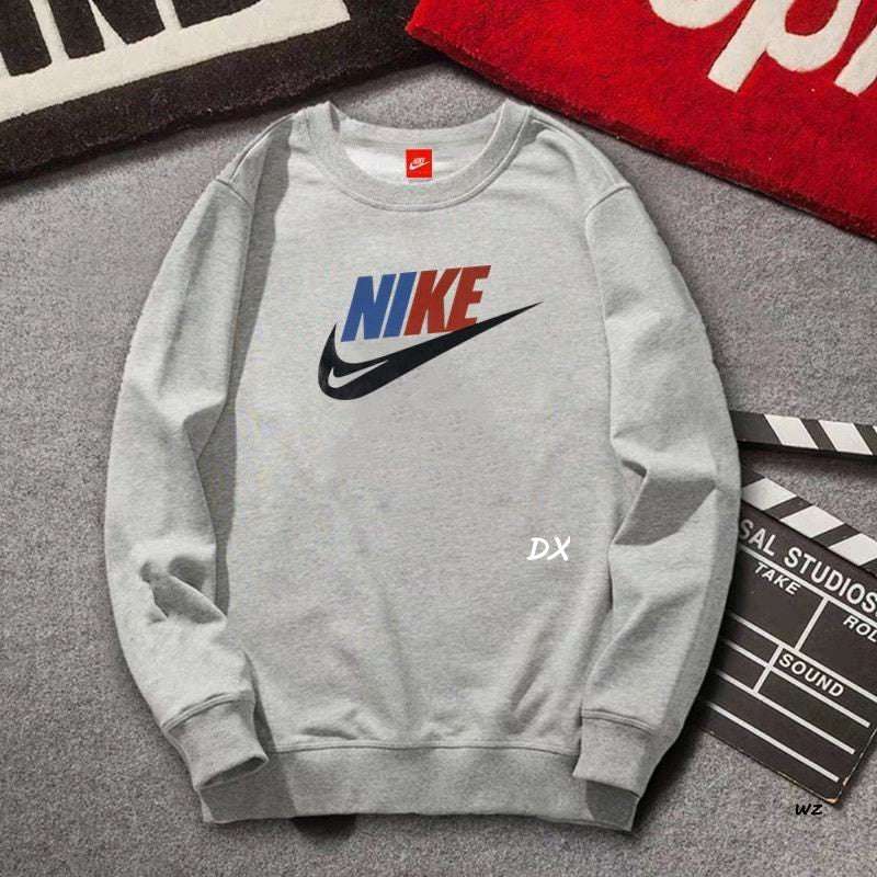 Les sweats Nike allient performance et style. Leur design moderne et leur technologie de pointe les rendent indispensables. Pas cher. Le moins cher.