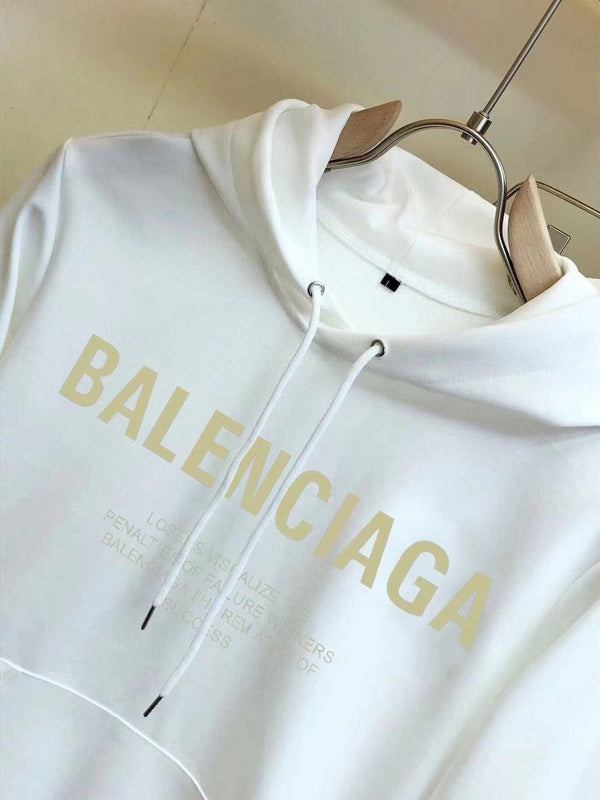 Les ensembles survêtement Balenciaga allient performance et style. Leur design avant-gardiste et leur qualité supérieure. Pas cher. Le moins cher.
