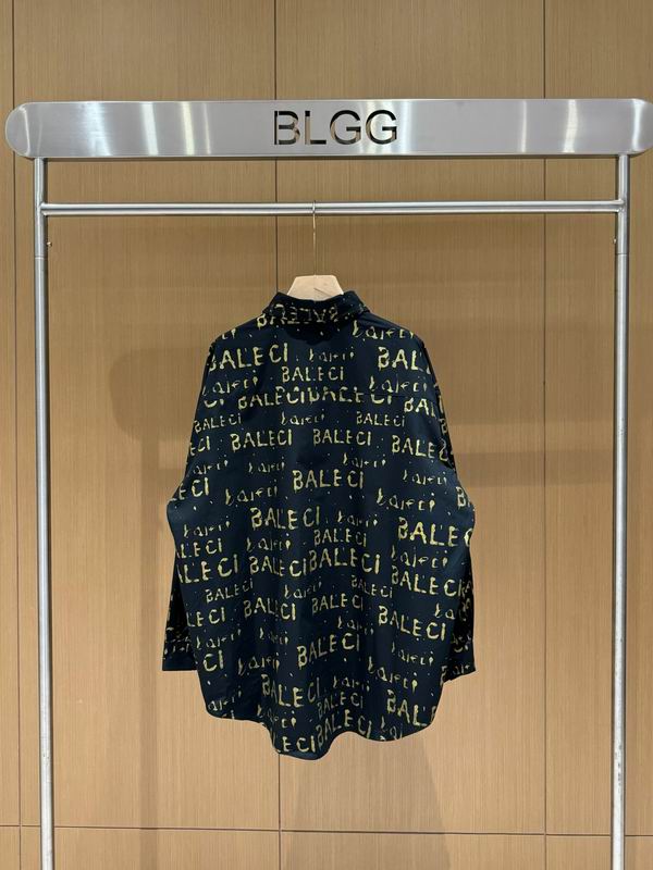 Les ensembles survêtement Balenciaga allient performance et style. Leur design avant-gardiste et leur qualité supérieure. Pas cher. Le moins cher.