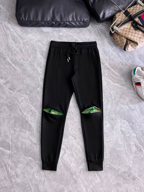 Les ensembles survêtement Balenciaga allient performance et style. Leur design avant-gardiste et leur qualité supérieure. Pas cher. Le moins cher.