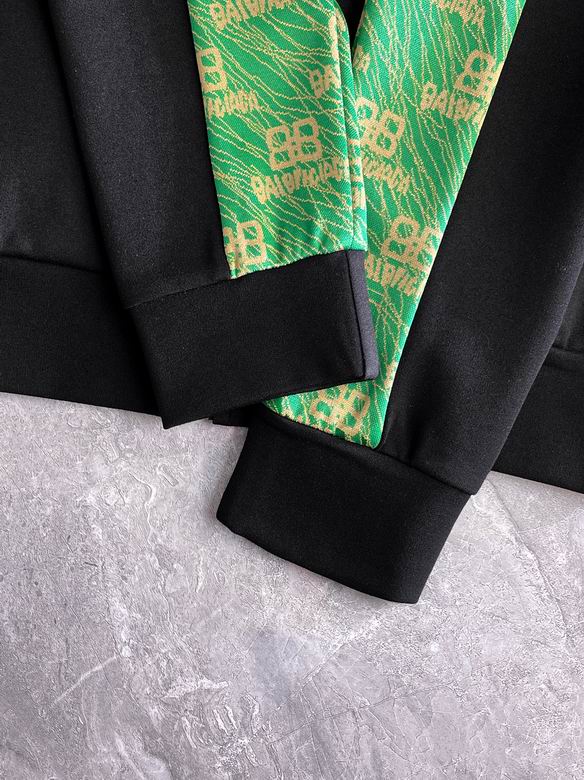Les ensembles survêtement Balenciaga allient performance et style. Leur design avant-gardiste et leur qualité supérieure. Pas cher. Le moins cher.