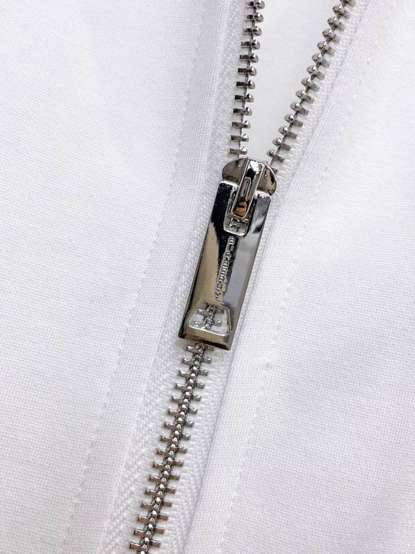 Les ensembles survêtement Burberry combinent performance et style. Leur design sophistiqué. Pas cher.le moins cher.