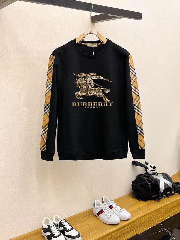 Les ensembles survêtement Burberry combinent performance et style. Leur design sophistiqué. Pas cher.le moins cher.