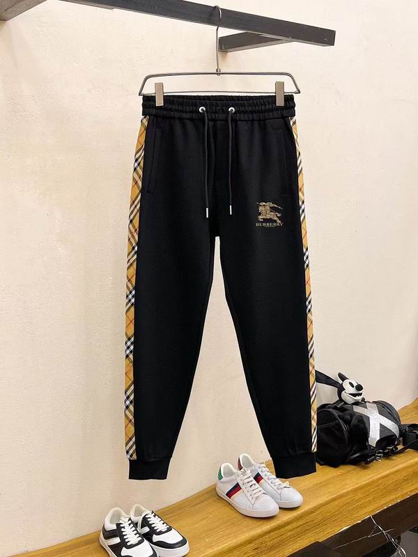 Les ensembles survêtement Burberry combinent performance et style. Leur design sophistiqué. Pas cher.le moins cher.