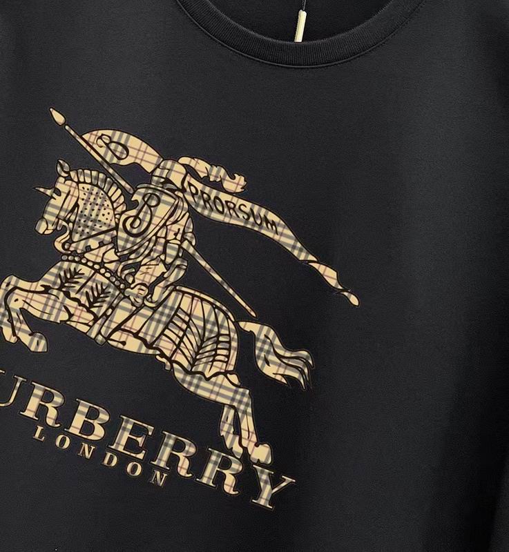 Les ensembles survêtement Burberry combinent performance et style. Leur design sophistiqué. Pas cher.le moins cher.