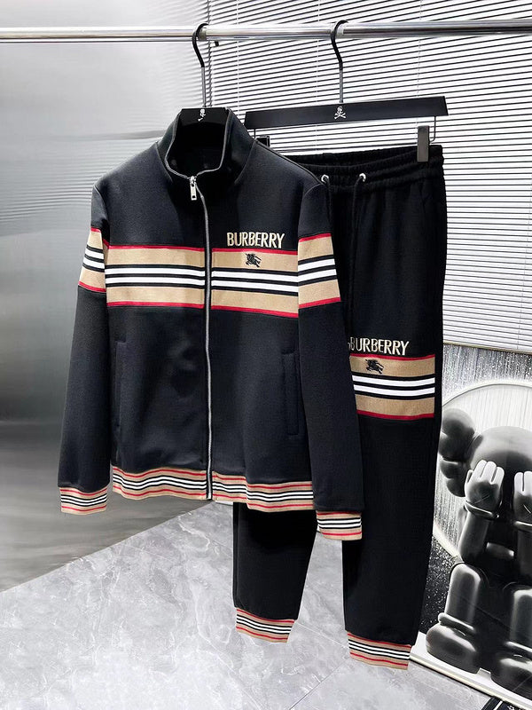 Les ensembles survêtement Burberry combinent performance et style. Leur design sophistiqué. Pas cher.le moins cher.