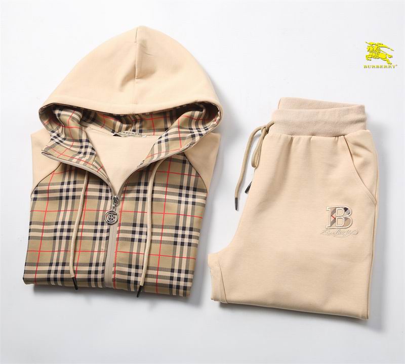 Les ensembles survêtement Burberry combinent performance et style. Leur design sophistiqué. Pas cher.le moins cher.