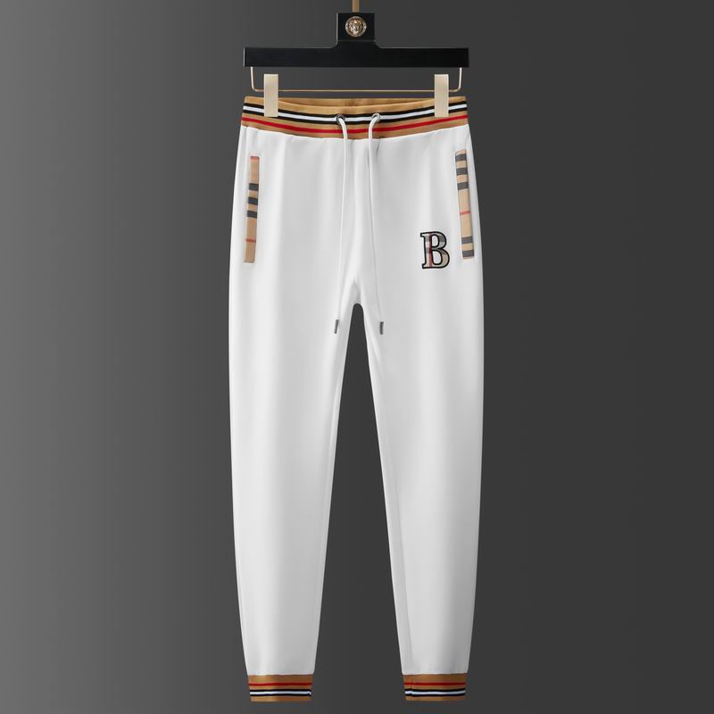 Les ensembles survêtement Burberry combinent performance et style. Leur design sophistiqué. Pas cher.le moins cher.