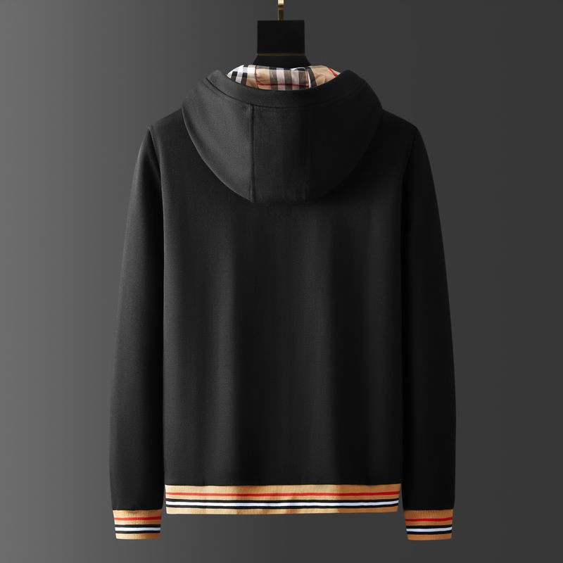 Les ensembles survêtement Burberry combinent performance et style. Leur design sophistiqué. Pas cher.le moins cher.