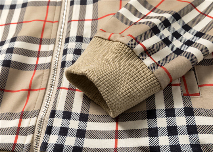 Les ensembles survêtement Burberry combinent performance et style. Leur design sophistiqué. Pas cher.le moins cher.