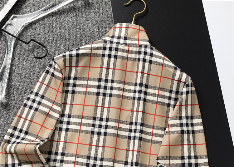 Les ensembles survêtement Burberry combinent performance et style. Leur design sophistiqué. Pas cher.le moins cher.