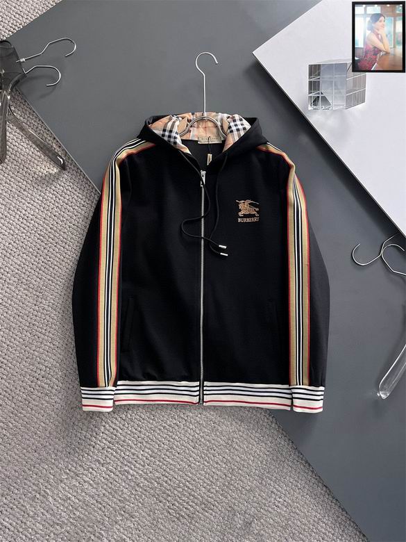 Les ensembles survêtement Burberry combinent performance et style. Leur design sophistiqué. Pas cher.le moins cher.