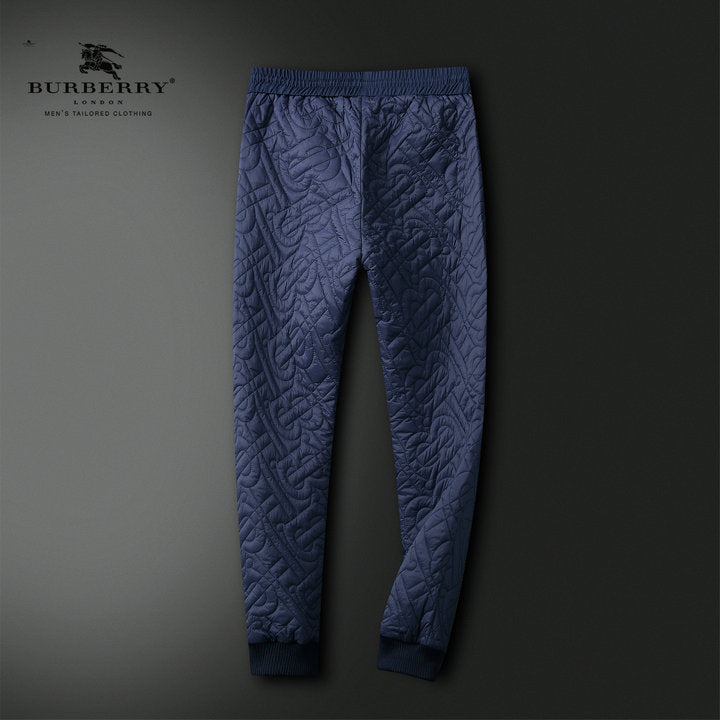 Les ensembles survêtement Burberry combinent performance et style. Leur design sophistiqué. Pas cher.le moins cher.