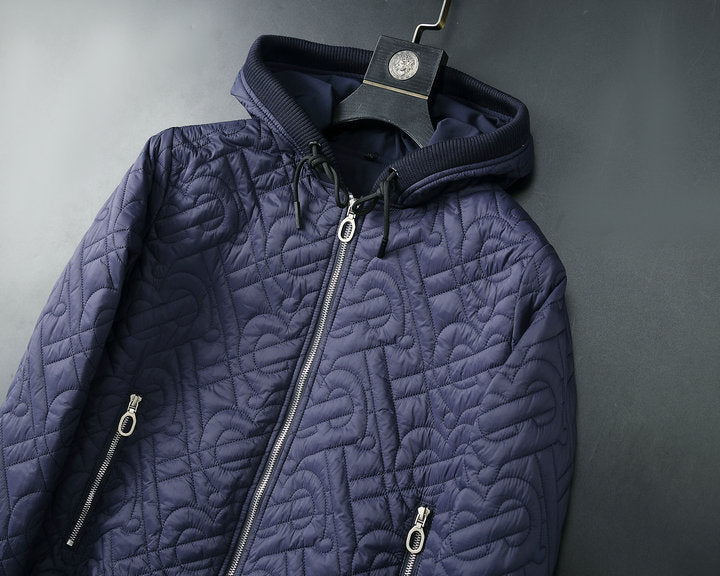 Les ensembles survêtement Burberry combinent performance et style. Leur design sophistiqué. Pas cher.le moins cher.