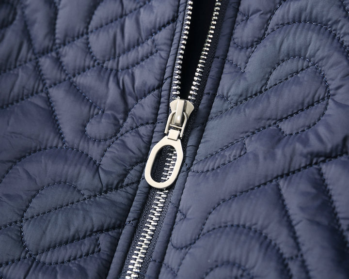 Les ensembles survêtement Burberry combinent performance et style. Leur design sophistiqué. Pas cher.le moins cher.