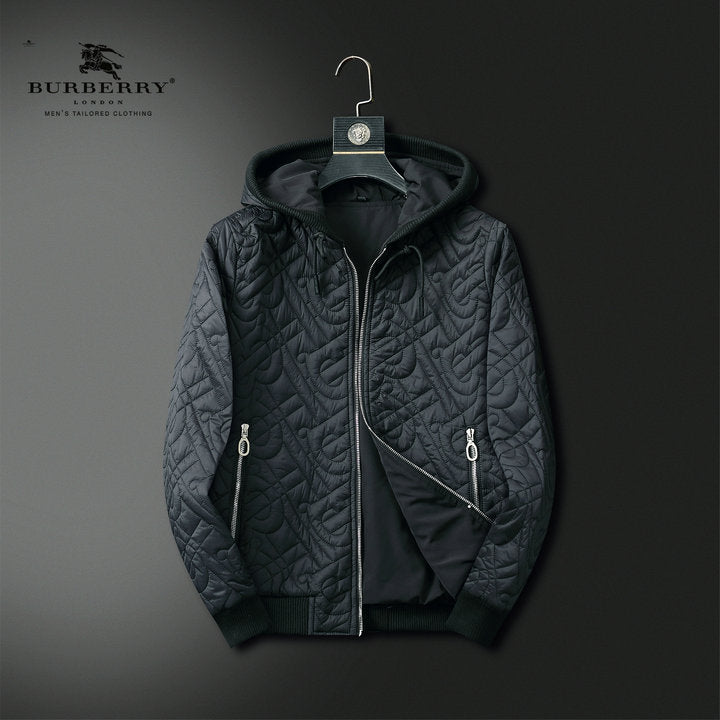 Les ensembles survêtement Burberry combinent performance et style. Leur design sophistiqué. Pas cher.le moins cher.