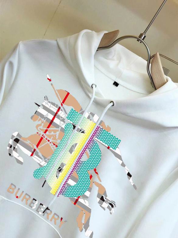 Les ensembles survêtement Burberry combinent performance et style. Leur design sophistiqué. Pas cher.le moins cher.