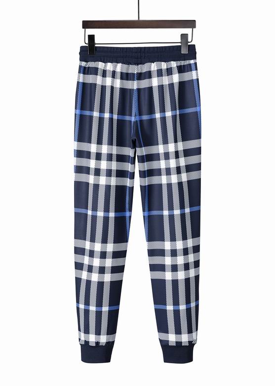 Les ensembles survêtement Burberry combinent performance et style. Leur design sophistiqué. Pas cher.le moins cher.