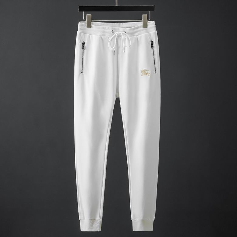 Les ensembles survêtement Burberry combinent performance et style. Leur design sophistiqué. Pas cher.le moins cher.