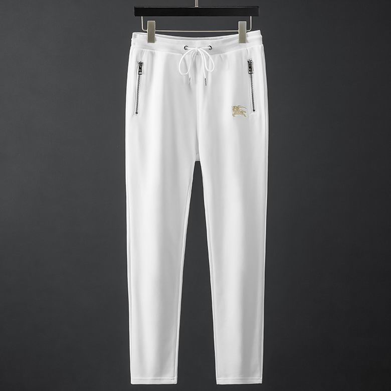 Les ensembles survêtement Burberry combinent performance et style. Leur design sophistiqué. Pas cher.le moins cher.