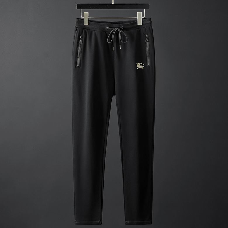 Les ensembles survêtement Burberry combinent performance et style. Leur design sophistiqué. Pas cher.le moins cher.