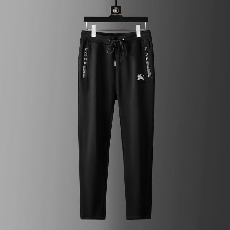 Les ensembles survêtement Burberry combinent performance et style. Leur design sophistiqué. Pas cher.le moins cher.