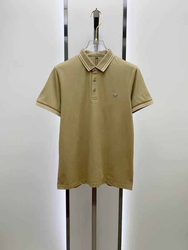 Les polos Armani pour homme reflètent l’élégance raffinée et le savoir-faire emblématique de la maison italienne. Au meilleur prix