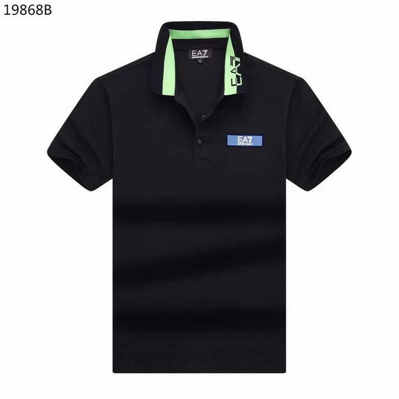 Les polos Armani pour homme reflètent l’élégance raffinée et le savoir-faire emblématique de la maison italienne. Au meilleur prix