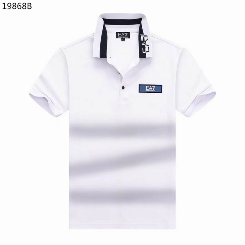 Les polos Armani pour homme reflètent l’élégance raffinée et le savoir-faire emblématique de la maison italienne. Au meilleur prix
