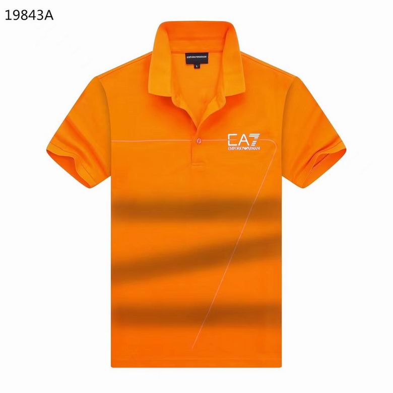 Les polos Armani pour homme reflètent l’élégance raffinée et le savoir-faire emblématique de la maison italienne. Au meilleur prix