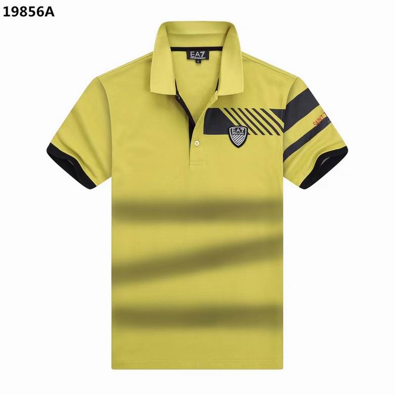 Les polos Armani pour homme reflètent l’élégance raffinée et le savoir-faire emblématique de la maison italienne. Au meilleur prix