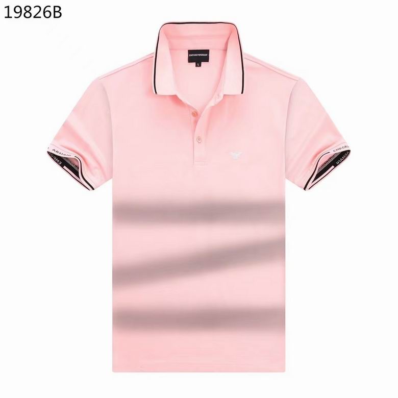 Les polos Armani pour homme reflètent l’élégance raffinée et le savoir-faire emblématique de la maison italienne. Au meilleur prix