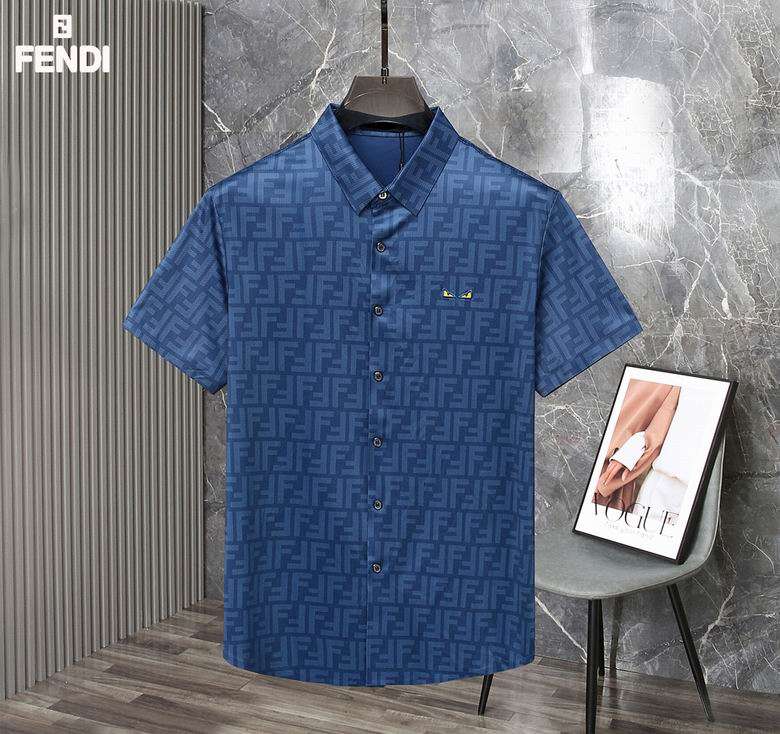 Les polos T-shirt Fendi pour homme incarnent l’élégance italienne avec une touche de modernité , caractéristiques de la maison Fendi. Au meilleur prix