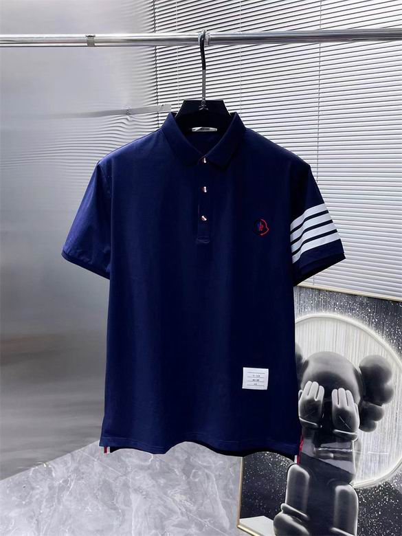 Le polo T-shirt Moncler pour homme incarne le summum de l'élégance décontractée et du style intemporel.au meilleur prix