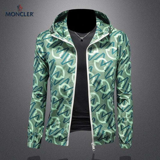 Les vestes Moncler allient élégance et modernité. Leur design sophistiqué et leurs matériaux haut de gamme en font un choix incontournable.pas cher.le moins cher.