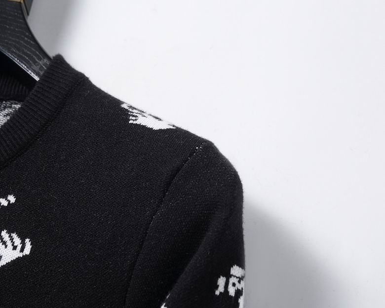 Les sweats Off-White combinent élégance et confort. Leur design emblématique et leurs matériaux de haute qualité . Pas cher.le moins cher.