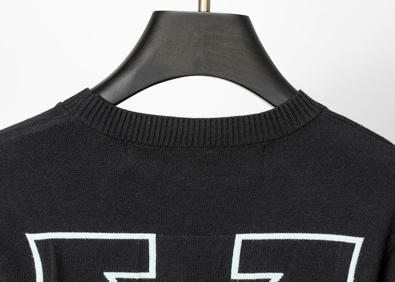 Les sweats Off-White combinent élégance et confort. Leur design emblématique et leurs matériaux de haute qualité . Pas cher.le moins cher.