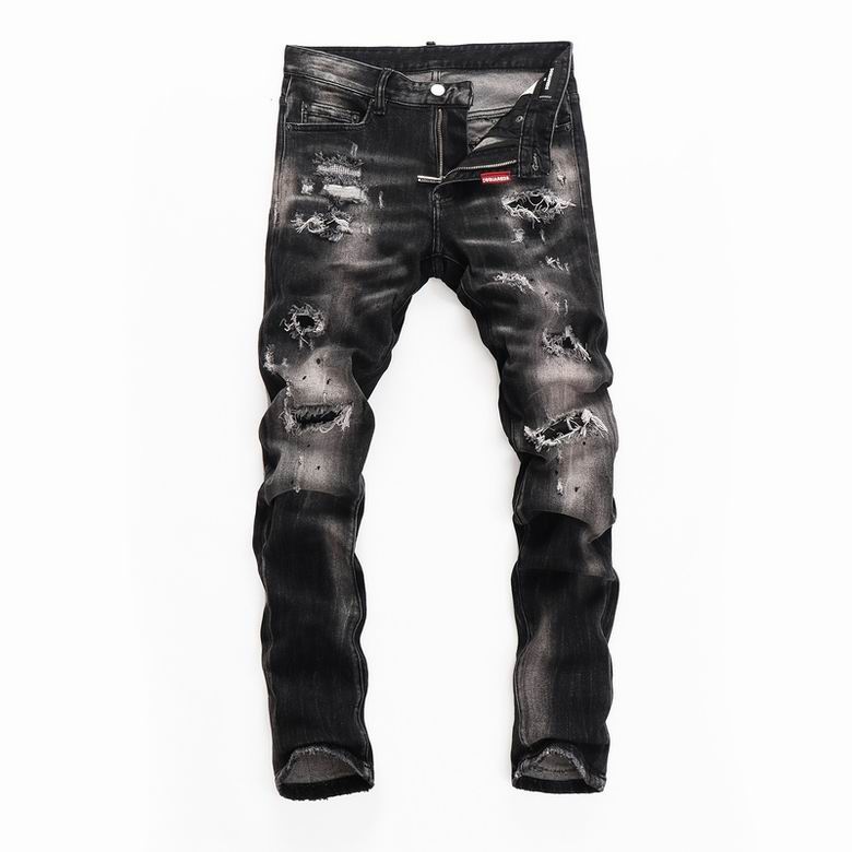 les jeans DSquared2 pour homme combinent performance et style avec une touche de robustesse urbaine. distinctif.pas cher.le moins cher.