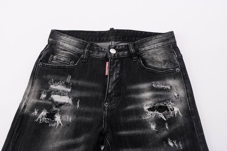 les jeans DSquared2 pour homme combinent performance et style avec une touche de robustesse urbaine. distinctif.pas cher.le moins cher.