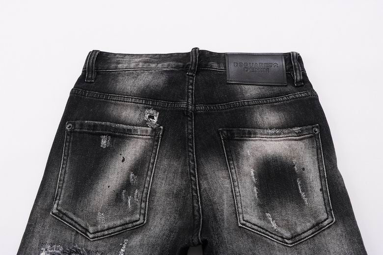 les jeans DSquared2 pour homme combinent performance et style avec une touche de robustesse urbaine. distinctif.pas cher.le moins cher.