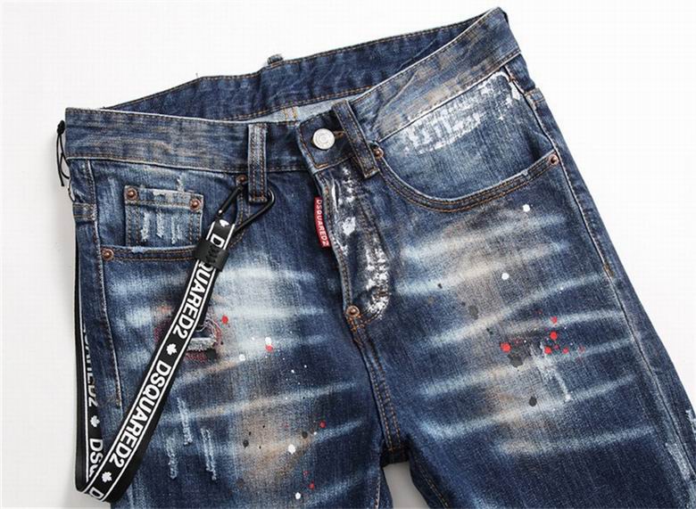 les jeans DSquared2 pour homme combinent performance et style avec une touche de robustesse urbaine. distinctif.pas cher.le moins cher.