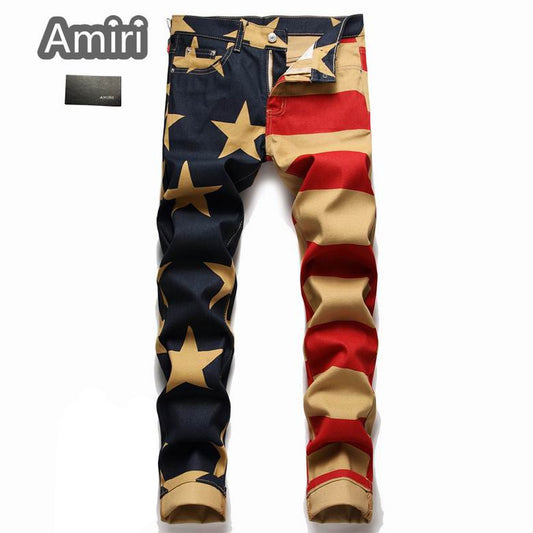 Les jeans Amiri pour homme allient sophistication et décontraction, incarnant parfaitement l’élégance intemporelle de la maison italienne.