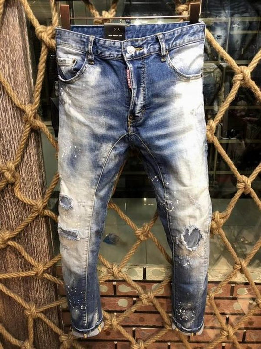 les jeans DSquared2 pour homme combinent performance et style avec une touche de robustesse urbaine. distinctif.pas cher.le moins cher.
