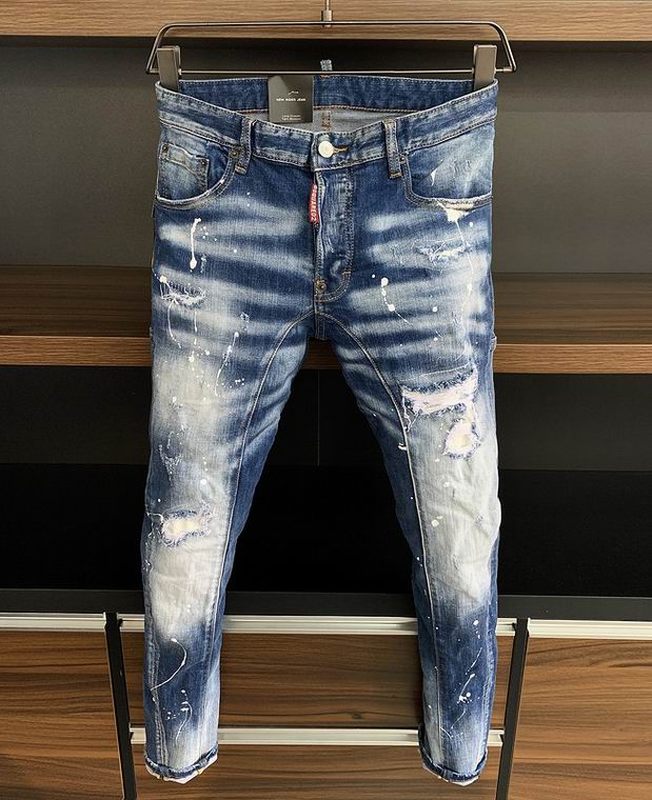 les jeans DSquared2 pour homme combinent performance et style avec une touche de robustesse urbaine. distinctif.pas cher.le moins cher.