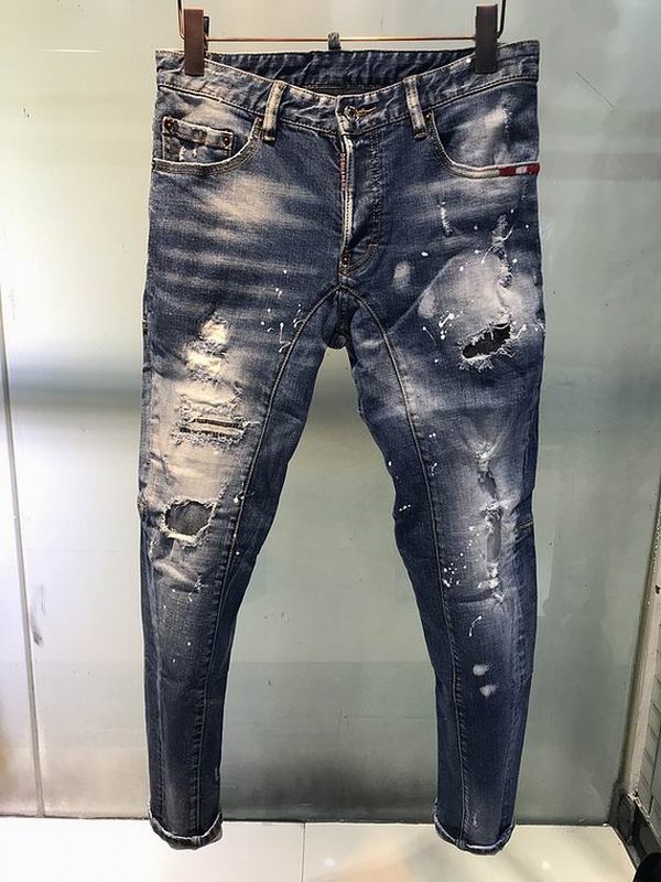 les jeans DSquared2 pour homme combinent performance et style avec une touche de robustesse urbaine. distinctif.pas cher.le moins cher.