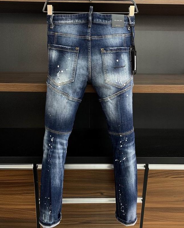 les jeans DSquared2 pour homme combinent performance et style avec une touche de robustesse urbaine. distinctif.pas cher.le moins cher.
